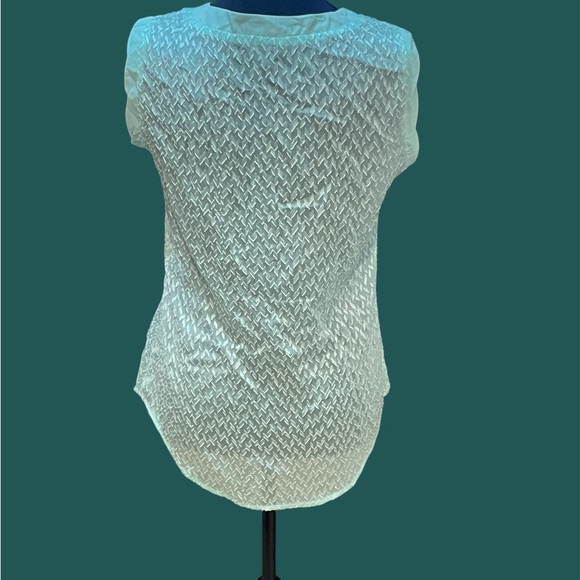 THE LIMITED PULLOVER BLOUSE SIZE XS VERY GENTLY WORN - Picture 2 of 3